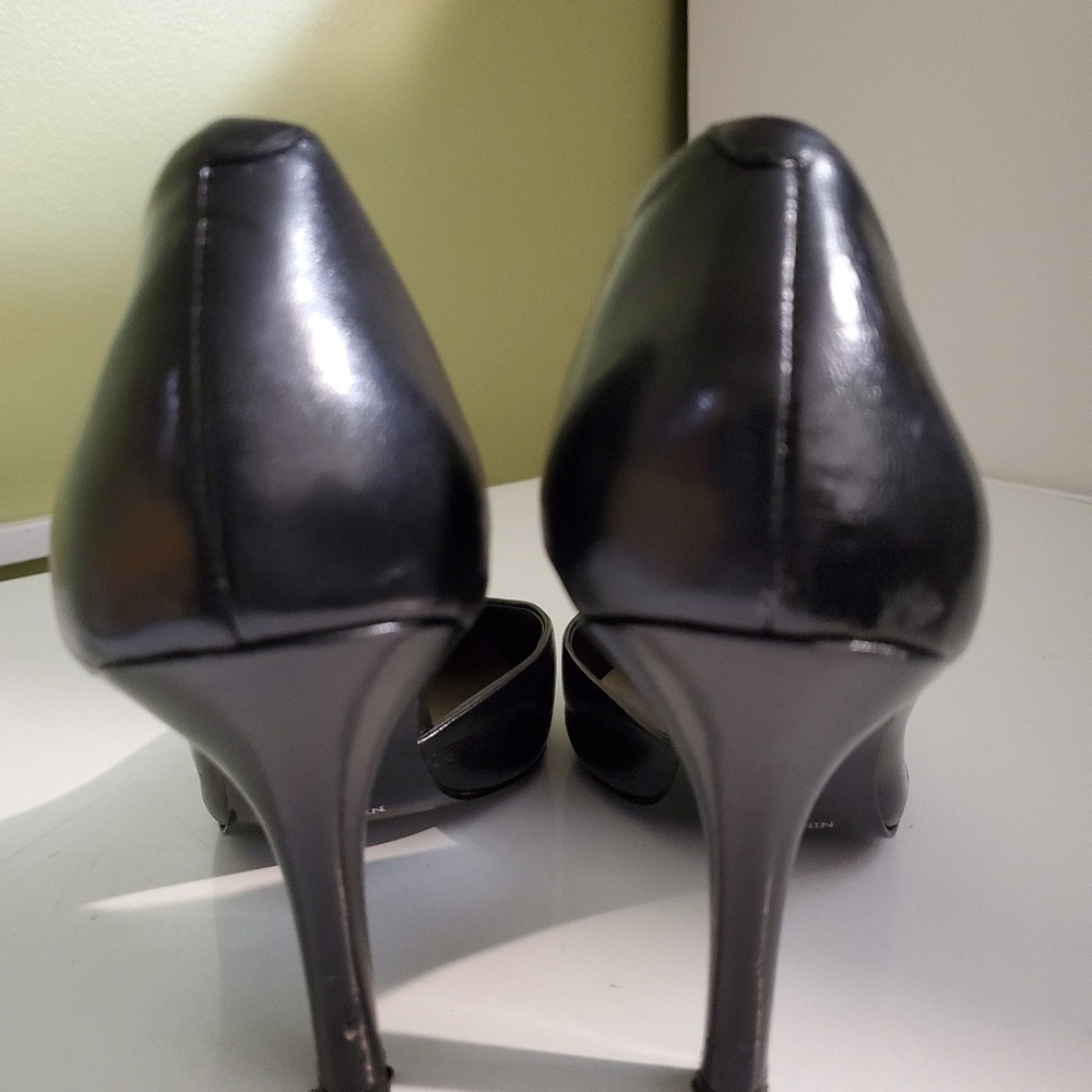 Shoes - Picture 2 of 2